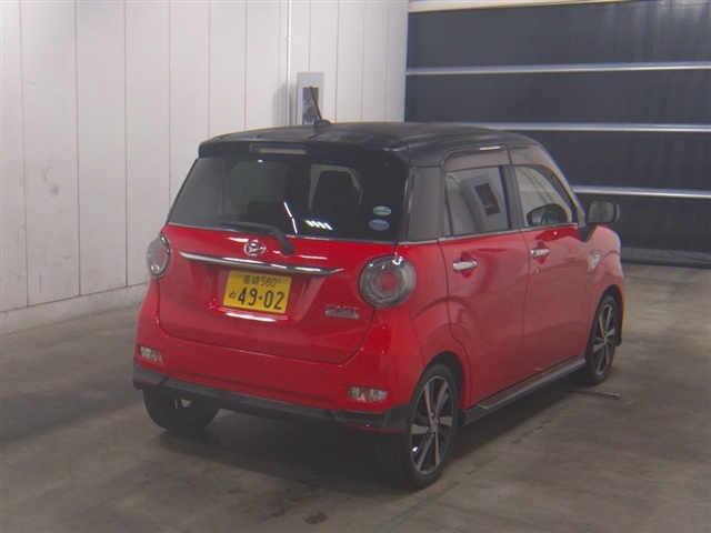 DAIHATSU CAST