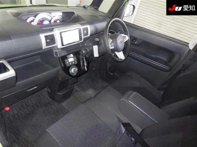TOYOTA PIXIS MEGA