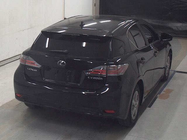 LEXUS CT200H