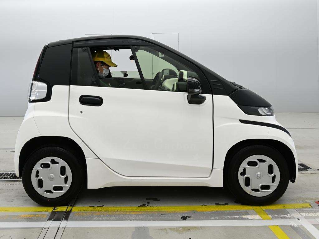 TOYOTA C+POD