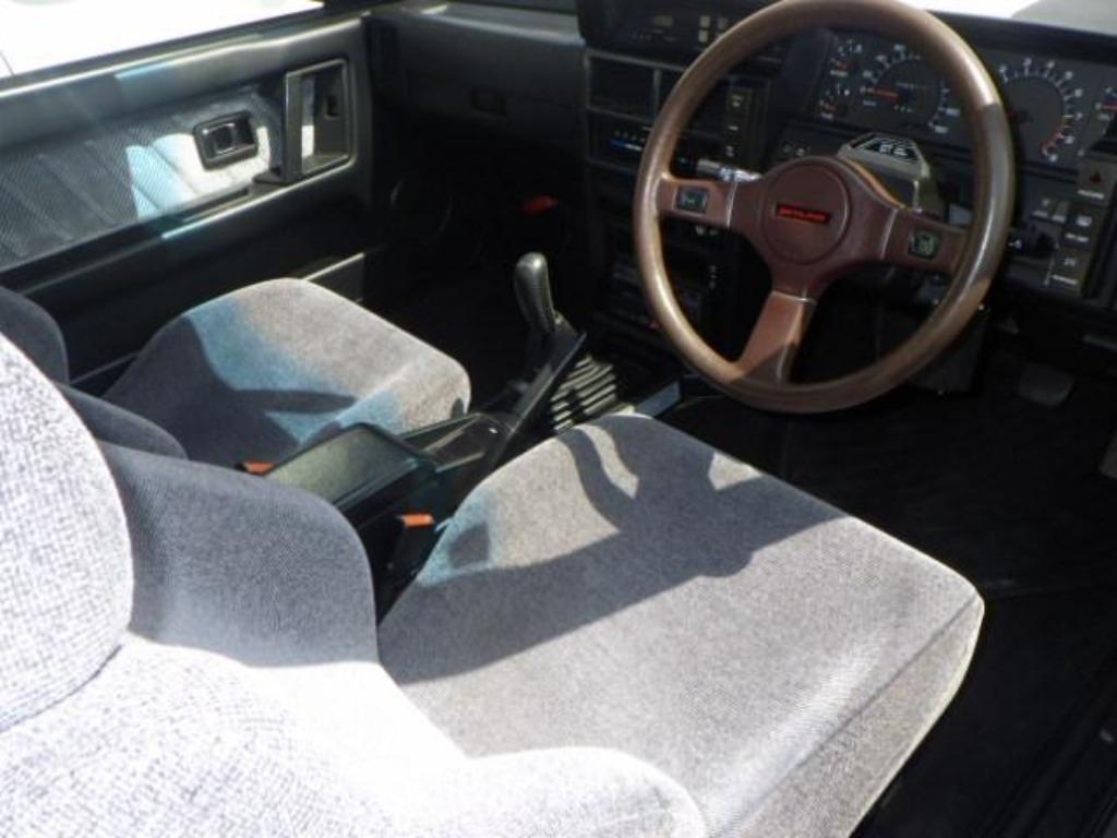 NISSAN SKYLINE