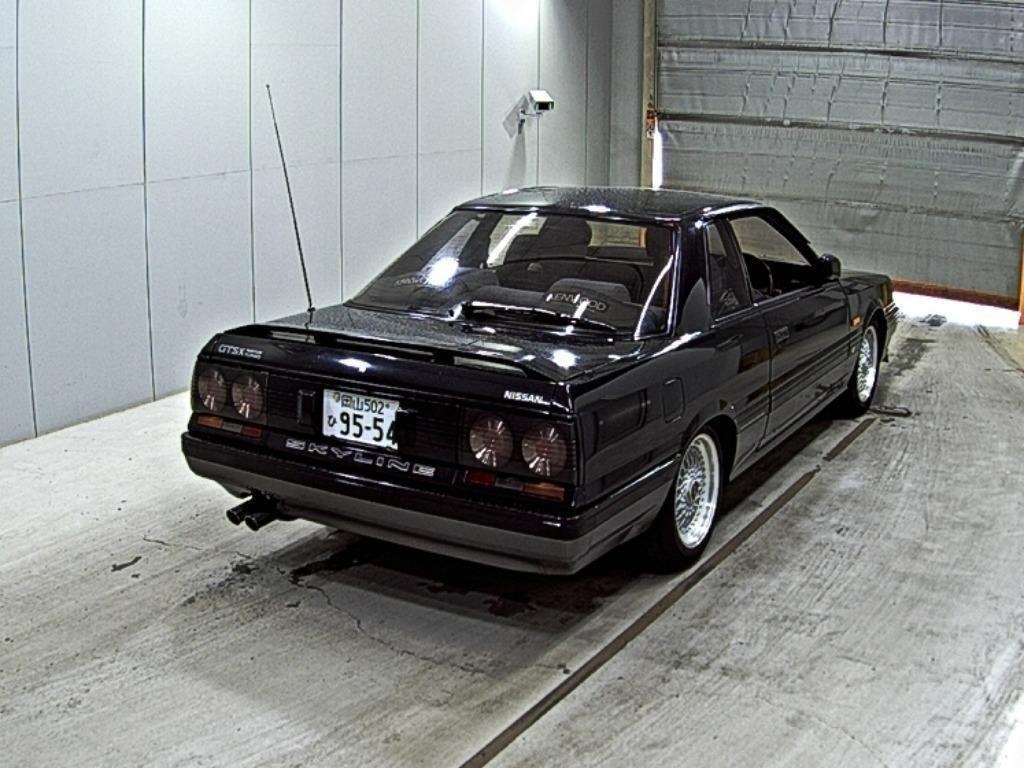 NISSAN SKYLINE