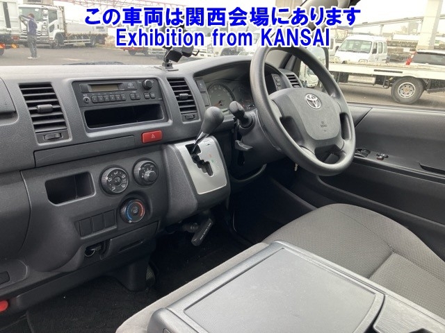 TOYOTA REGIUS ACE