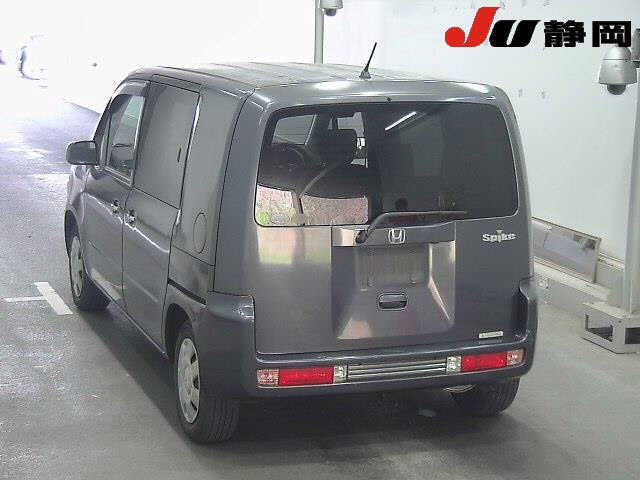 HONDA MOBILIO SPIKE