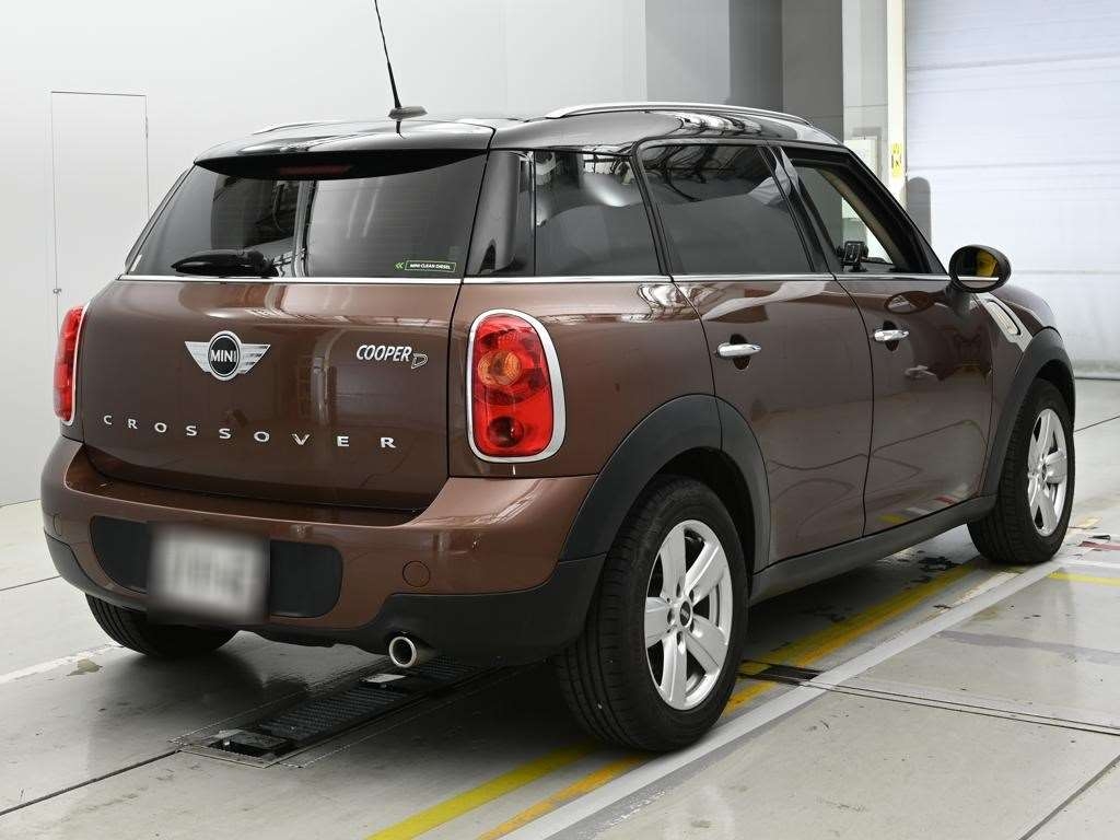MINI CROSSOVER