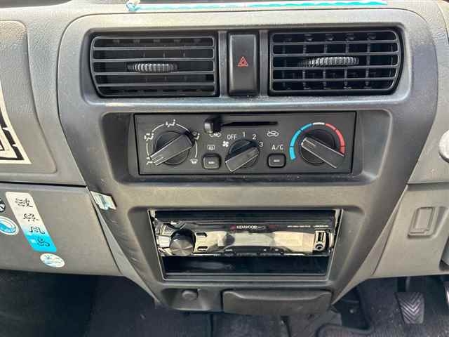 MITSUBISHI TOWN BOX