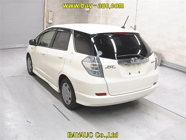 HONDA FIT SHUTTLE
