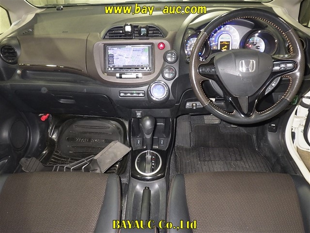 HONDA FIT SHUTTLE