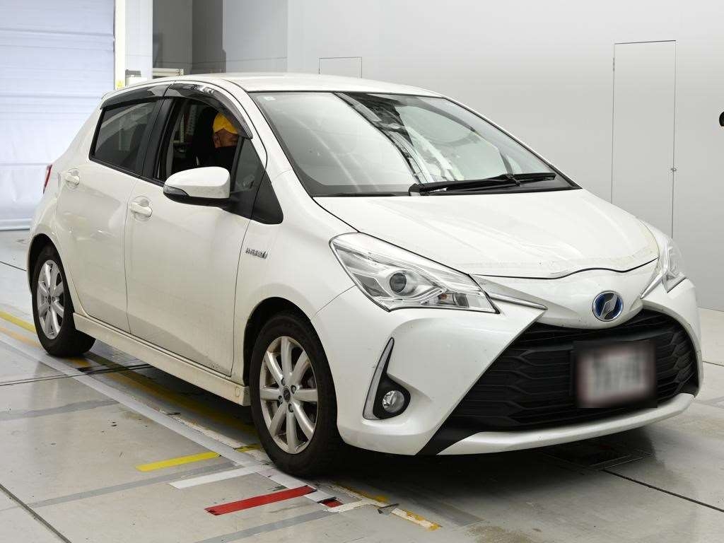 TOYOTA VITZ