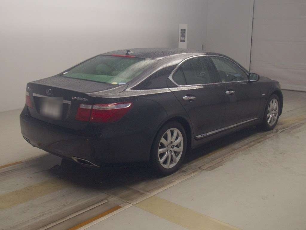LEXUS LS600H