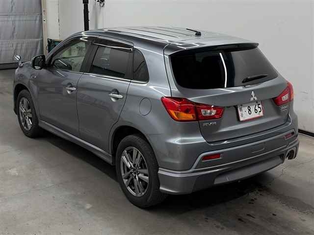 MITSUBISHI RVR
