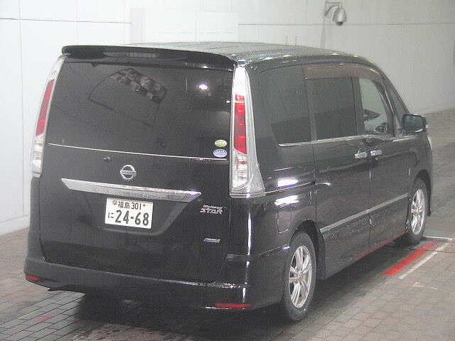NISSAN SERENA