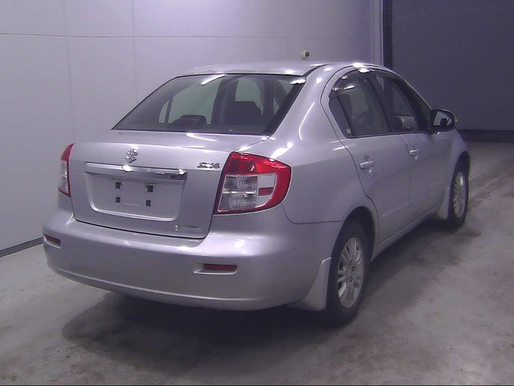 SUZUKI SX4