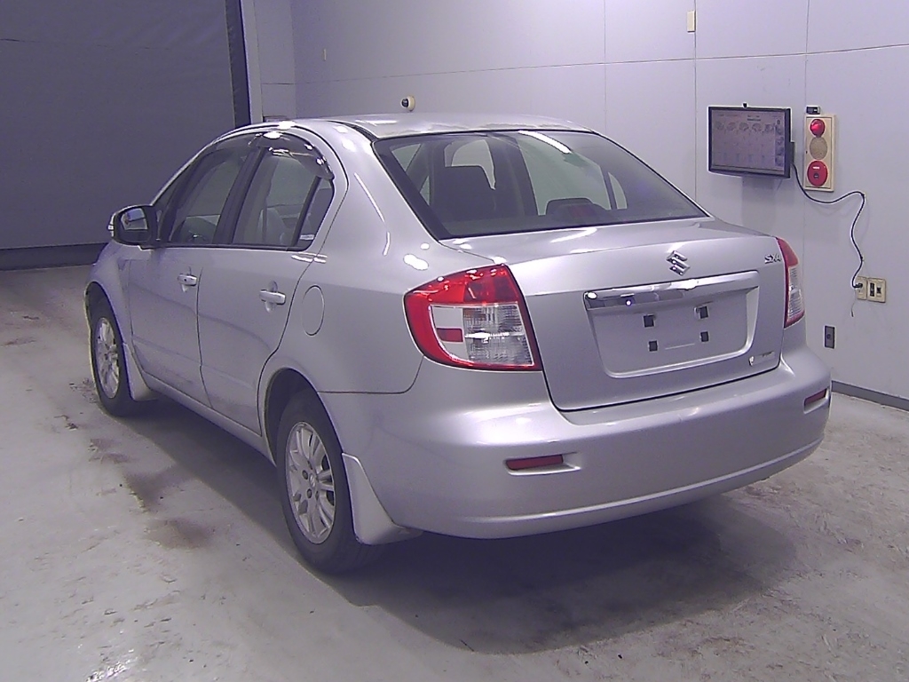 SUZUKI SX4