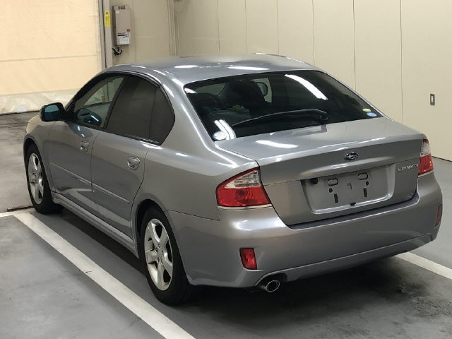 SUBARU LEGACY B4