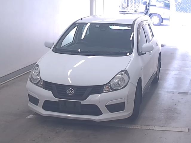 NISSAN AD