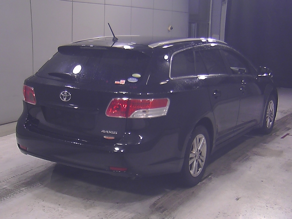 TOYOTA AVENSIS