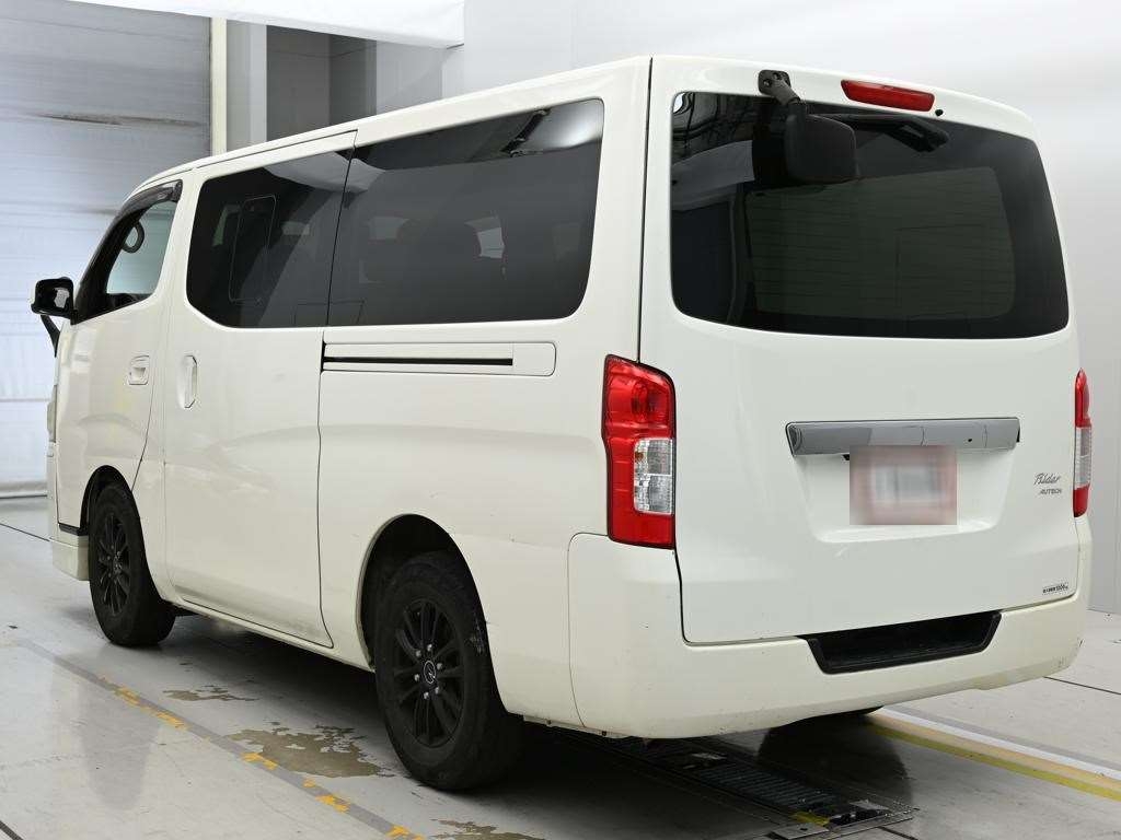 NISSAN NV350 CARAVAN