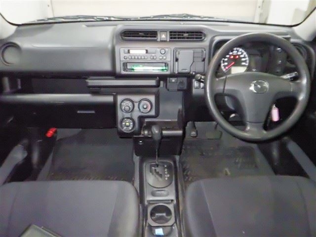 MAZDA FAMILIA