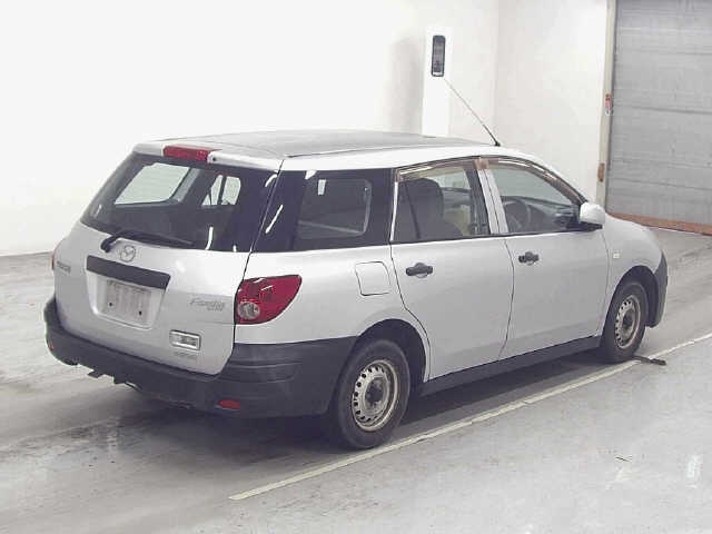 MAZDA FAMILIA
