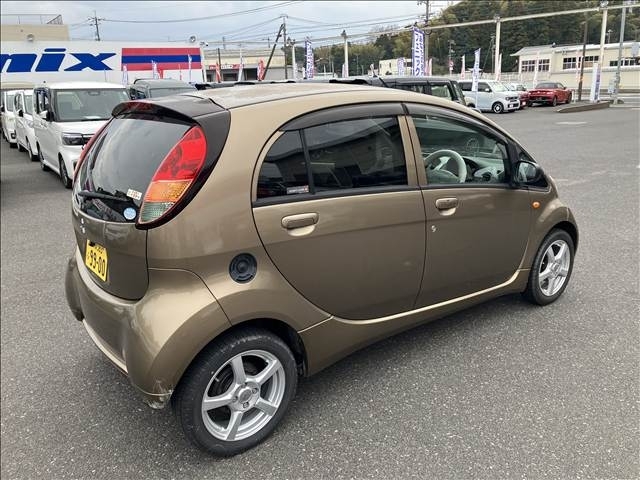 MITSUBISHI I