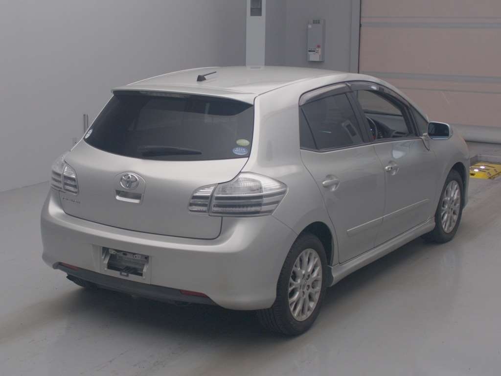 TOYOTA BLADE