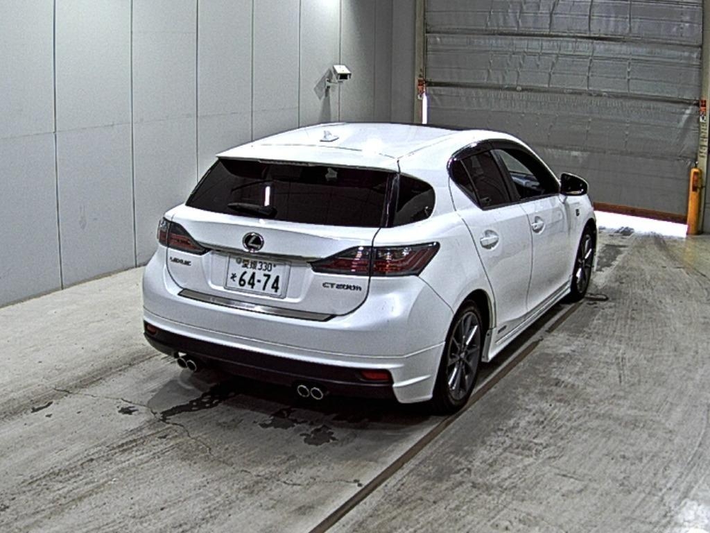 LEXUS CT200H