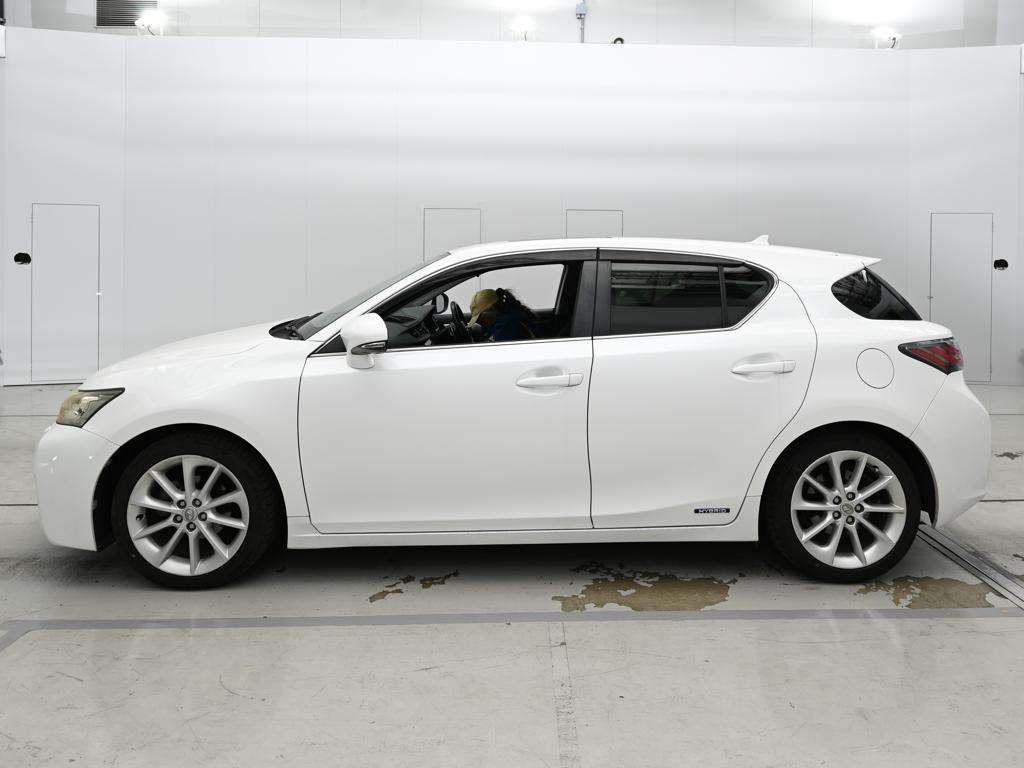 LEXUS CT200H
