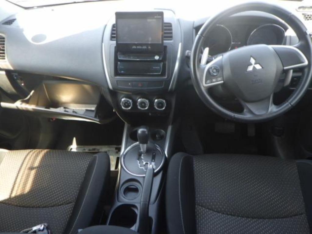 MITSUBISHI RVR