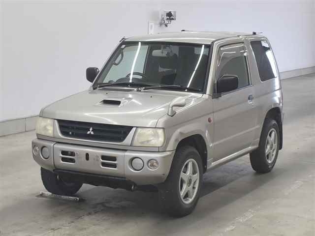 MITSUBISHI PAJERO MINI
