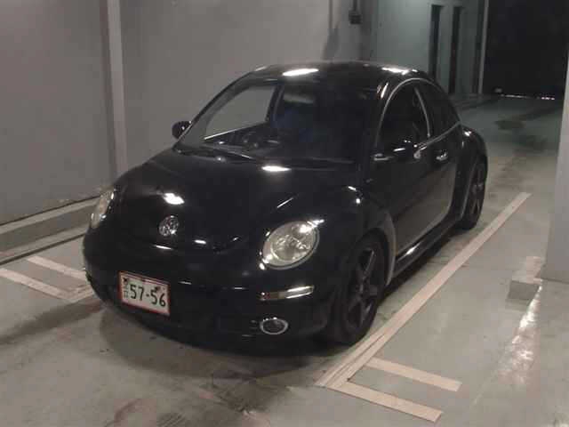VOLKSWAGEN BEETLE