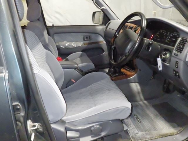 TOYOTA HILUX SURF