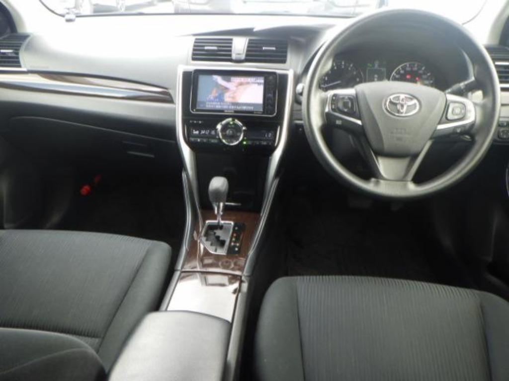 TOYOTA PREMIO