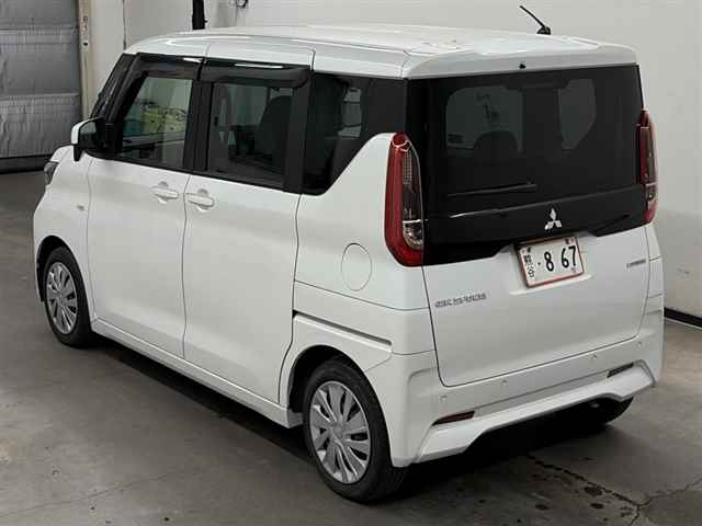 MITSUBISHI EK SPACE