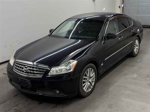 NISSAN FUGA