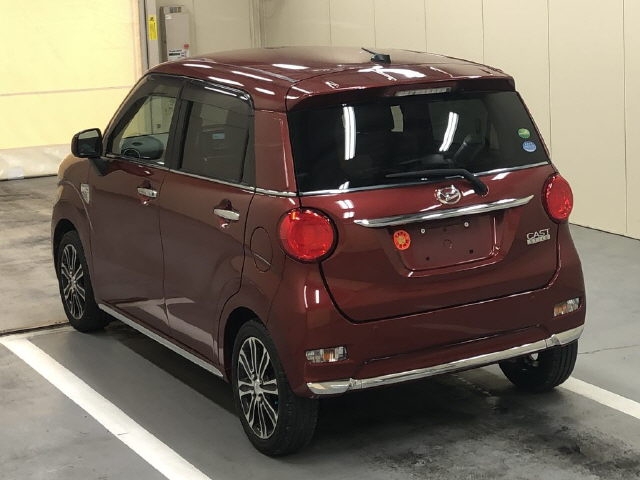 DAIHATSU CAST
