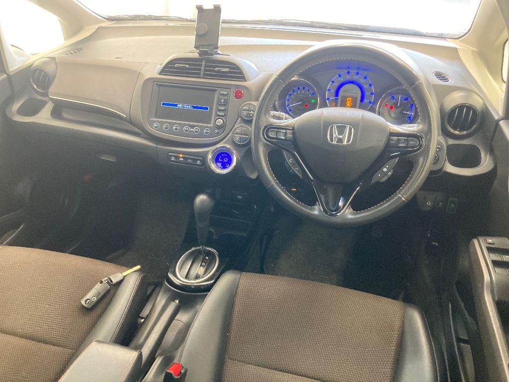 HONDA FIT SHUTTLE