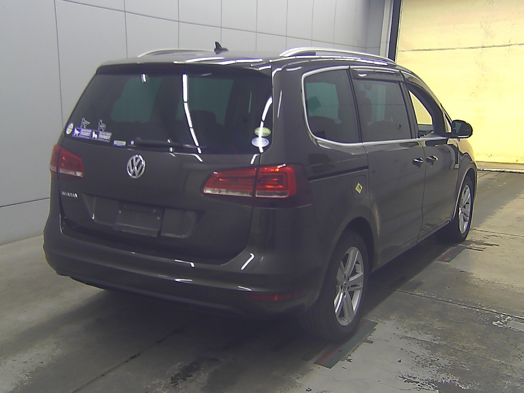 VOLKSWAGEN SHARAN