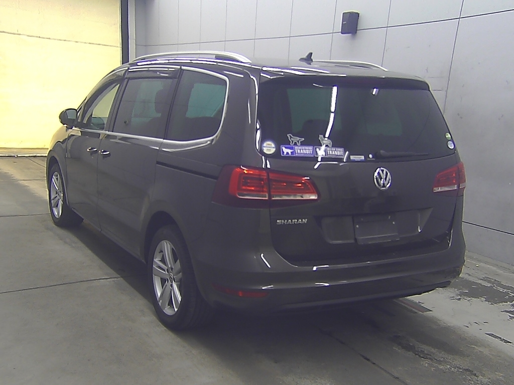VOLKSWAGEN SHARAN