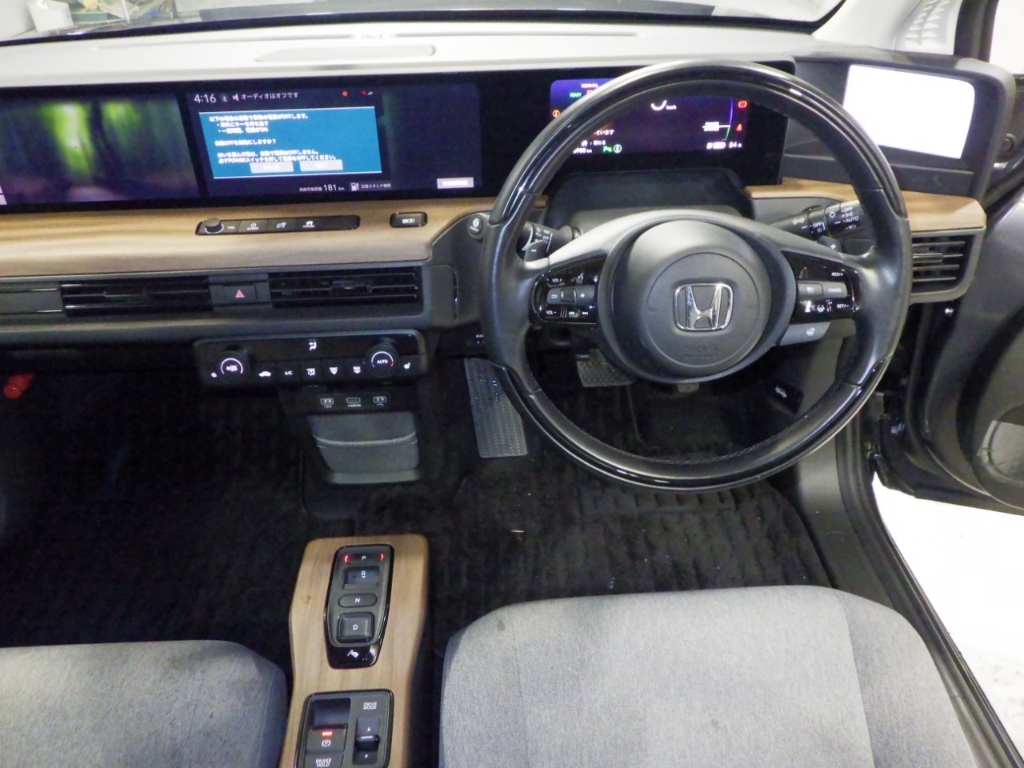 HONDA E