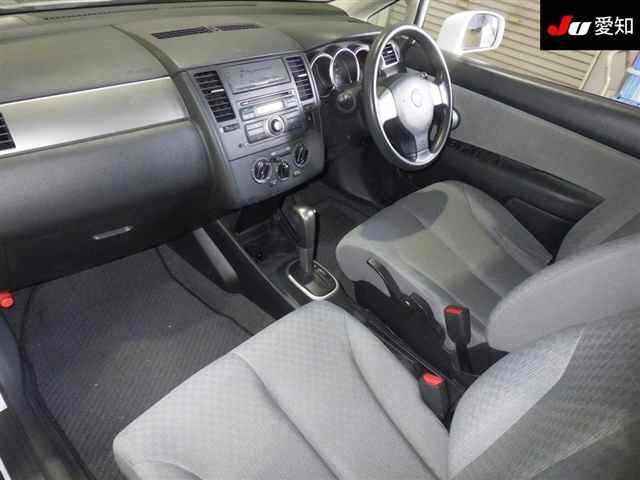 NISSAN TIIDA LATIO