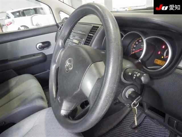 NISSAN TIIDA LATIO