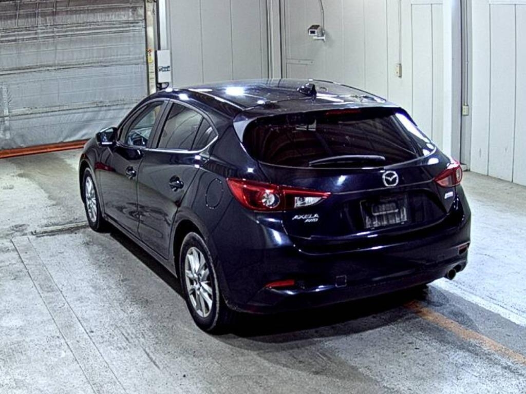 MAZDA AXELA