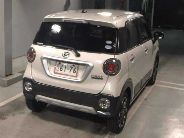 DAIHATSU CAST