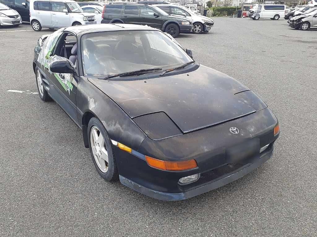 TOYOTA MR2