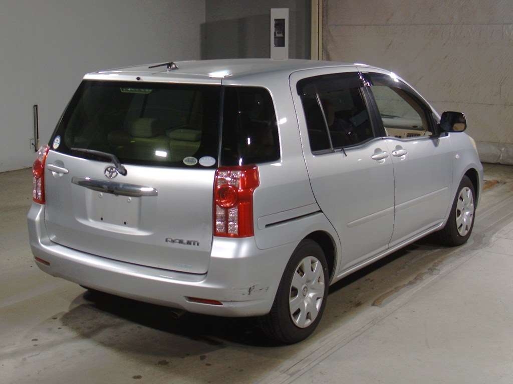 TOYOTA RAUM
