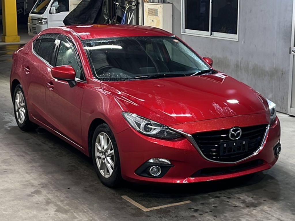 MAZDA AXELA