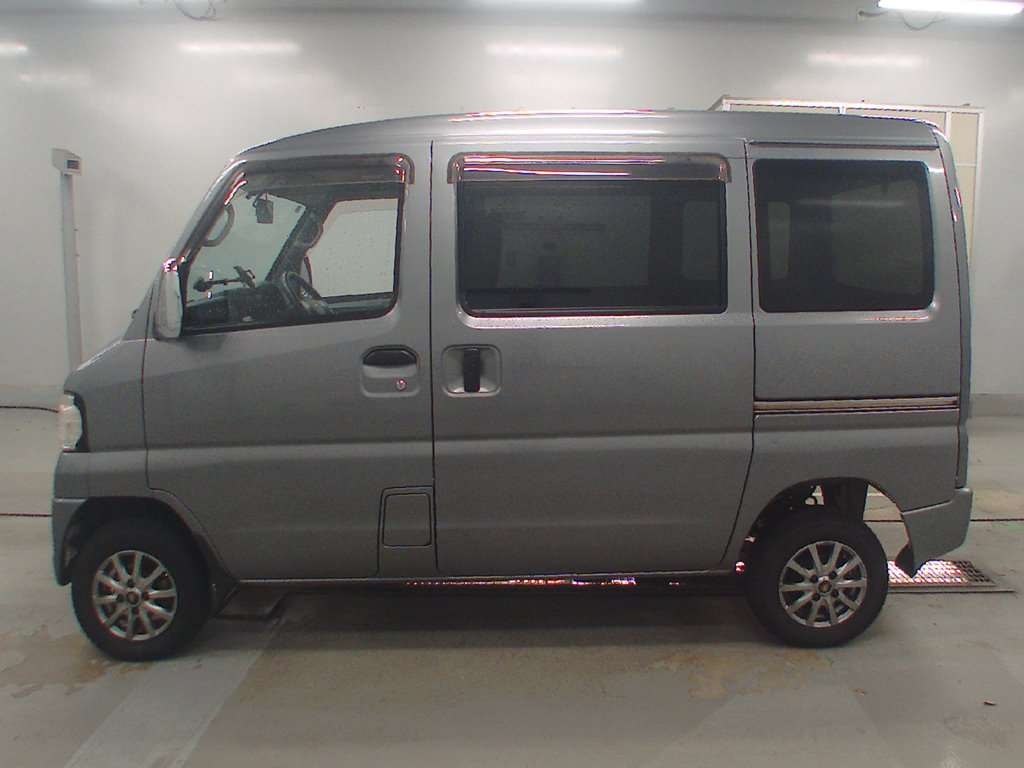 MITSUBISHI MINICAB MIEV