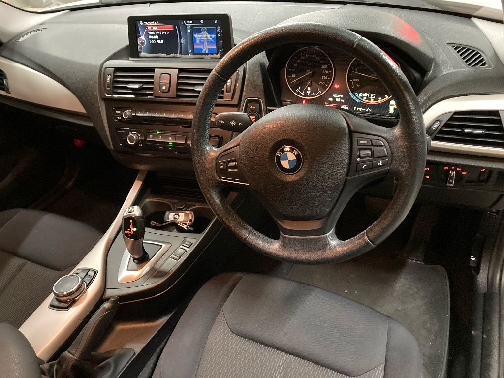 BMW 1-SERIES