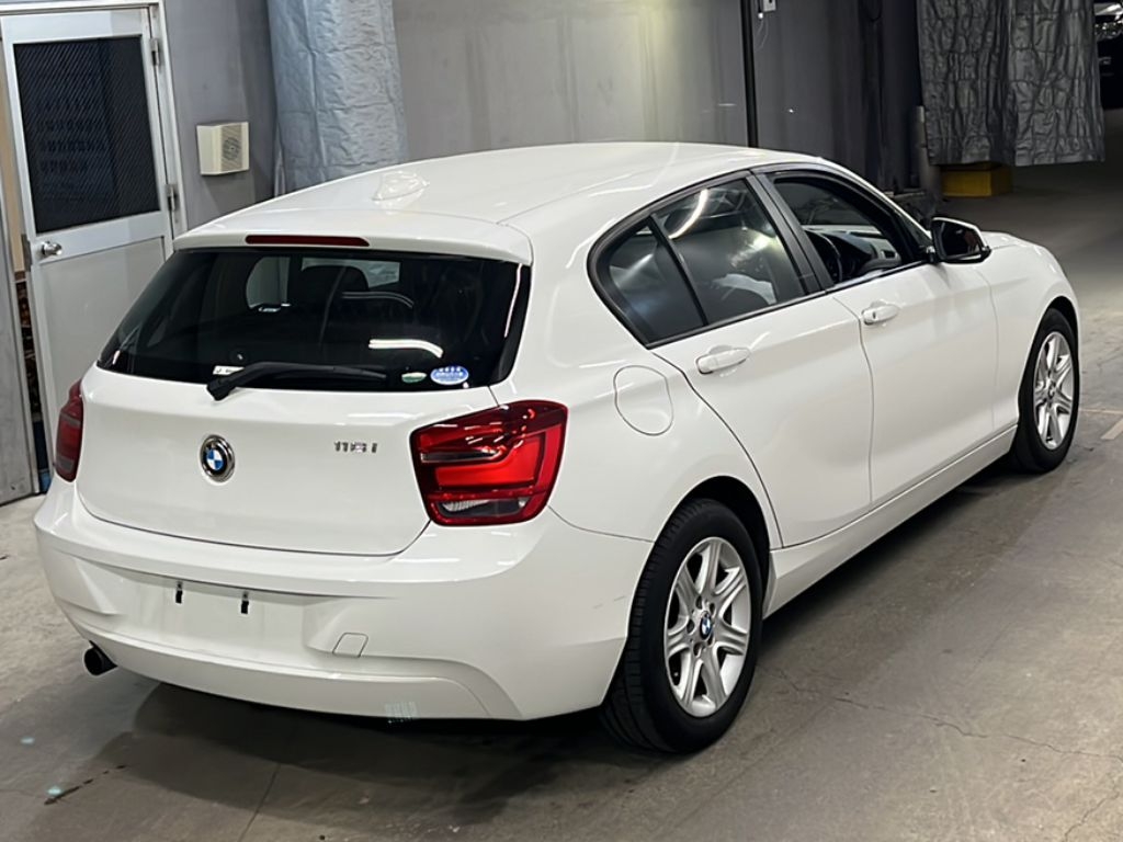 BMW 1-SERIES